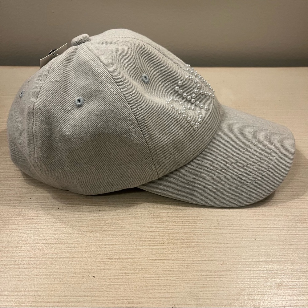 Francesca’s Pearl “BRIDE” Chambray Baseball Hat NEW NWT 🤍 Bridal Bachelorette - Picture 4 of 6